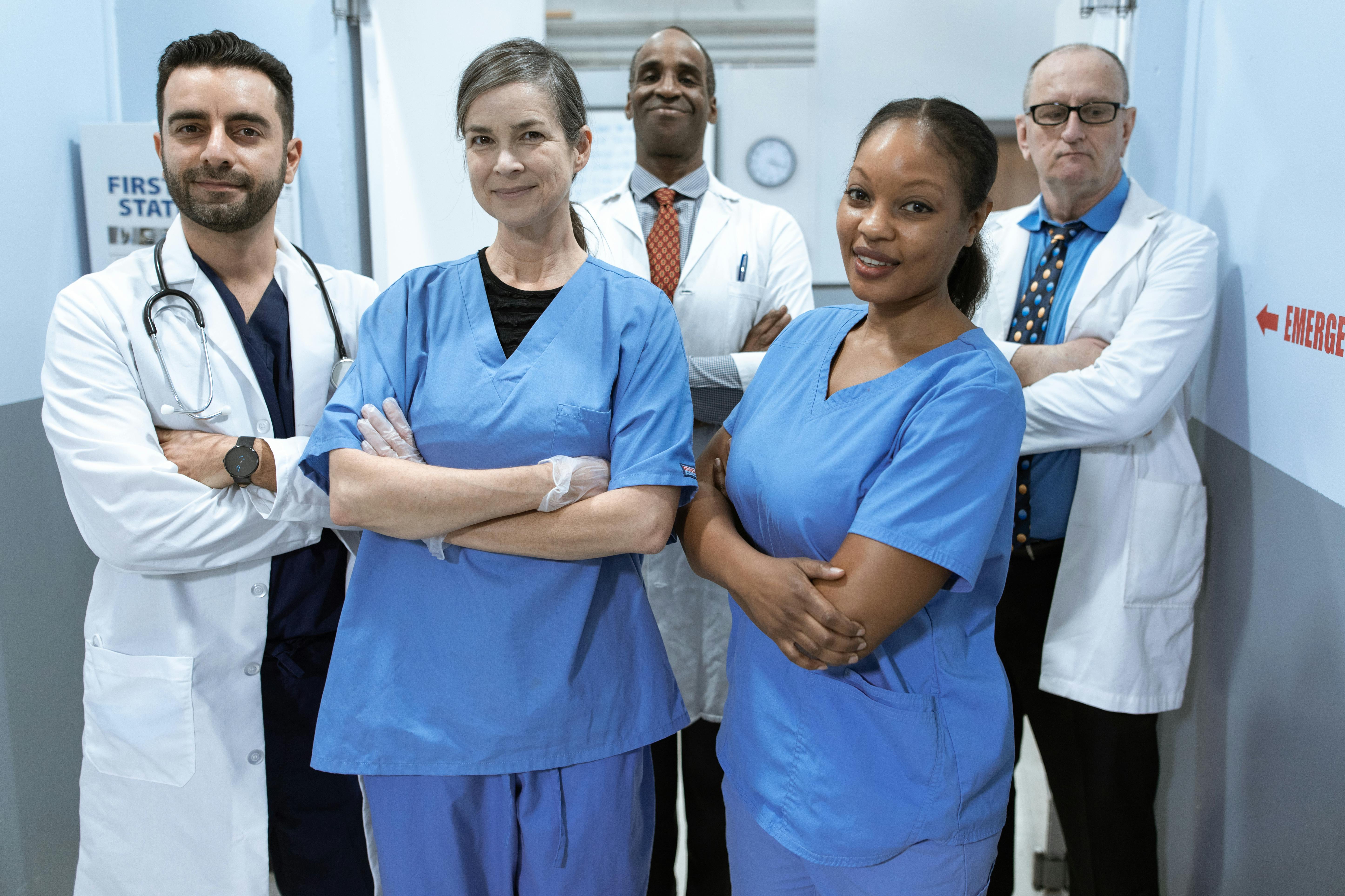 Equipe de saúde reunida